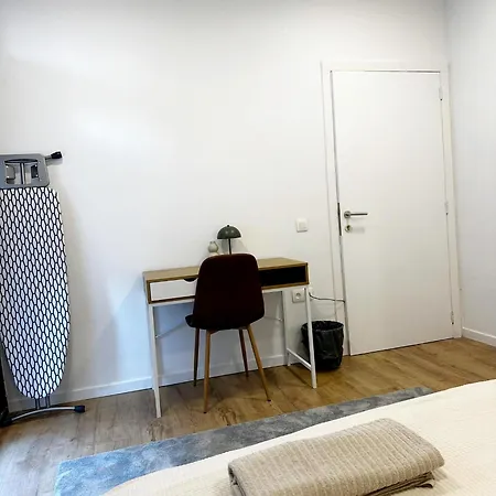 3br & 1lr 10 Min Walk To Centre With Free Wifi