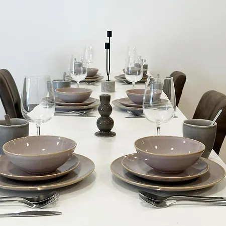 شقة 3br & 1lr 10 Min Walk To Centre With Free Wifi *