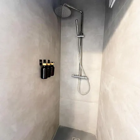 3br & 1lr 10 Min Walk To Centre With Free Wifi شقة خنت