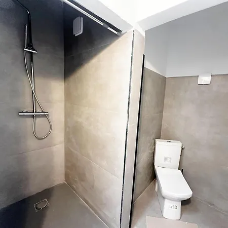 3br & 1lr 10 Min Walk To Centre With Free Wifi خنت